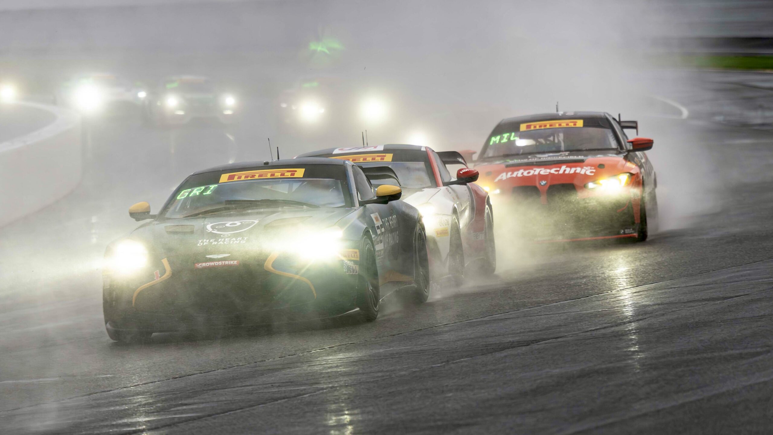 Pair of Top Ten Finishes for “The Hannahs” in Season Finale at Indianapolis